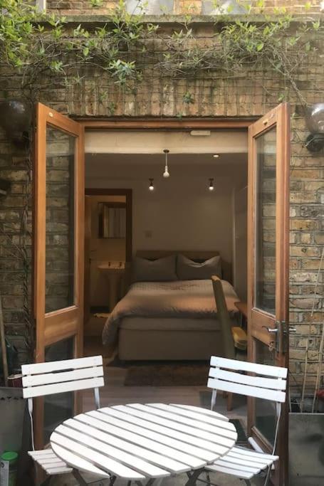 Quiet Kensington Flat Ideal For Central Londen Buitenkant foto